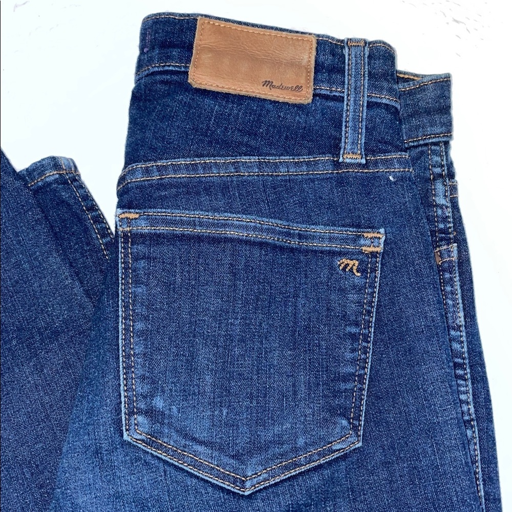 Madewell Classic Blue Denim Jeans. 10” high rise. Skinny. Dark Wash. Size 25T - Picture 1 of 10